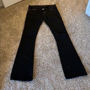 Sexy Victoria Beckham black jeans.